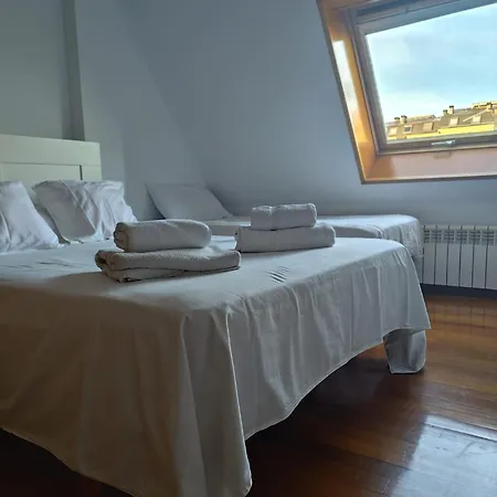 Duplex En Naron. 4 Hab. 3 Banos Narón