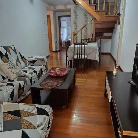 Duplex En Naron. 4 Hab. 3 Banos